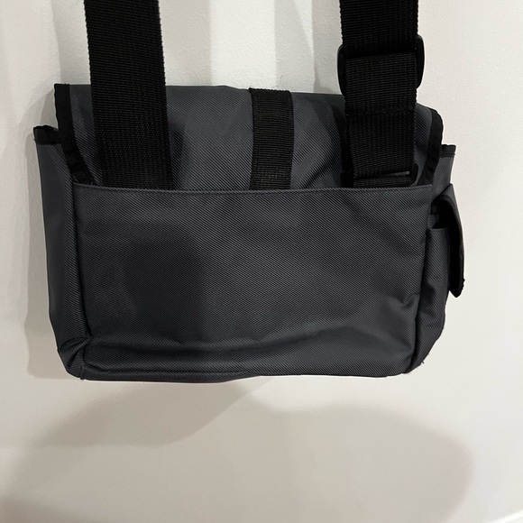 Eddie Bauer Cross body bag - Picture 3 of 6